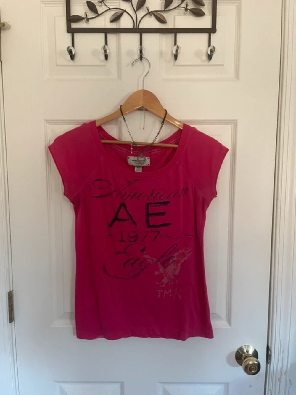Y2K AEO Pink 1977 TMK Logo Tee Shirt